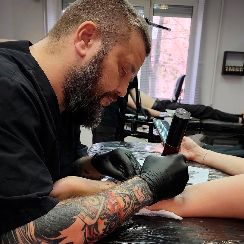 horoshie tatu mastera konstantin