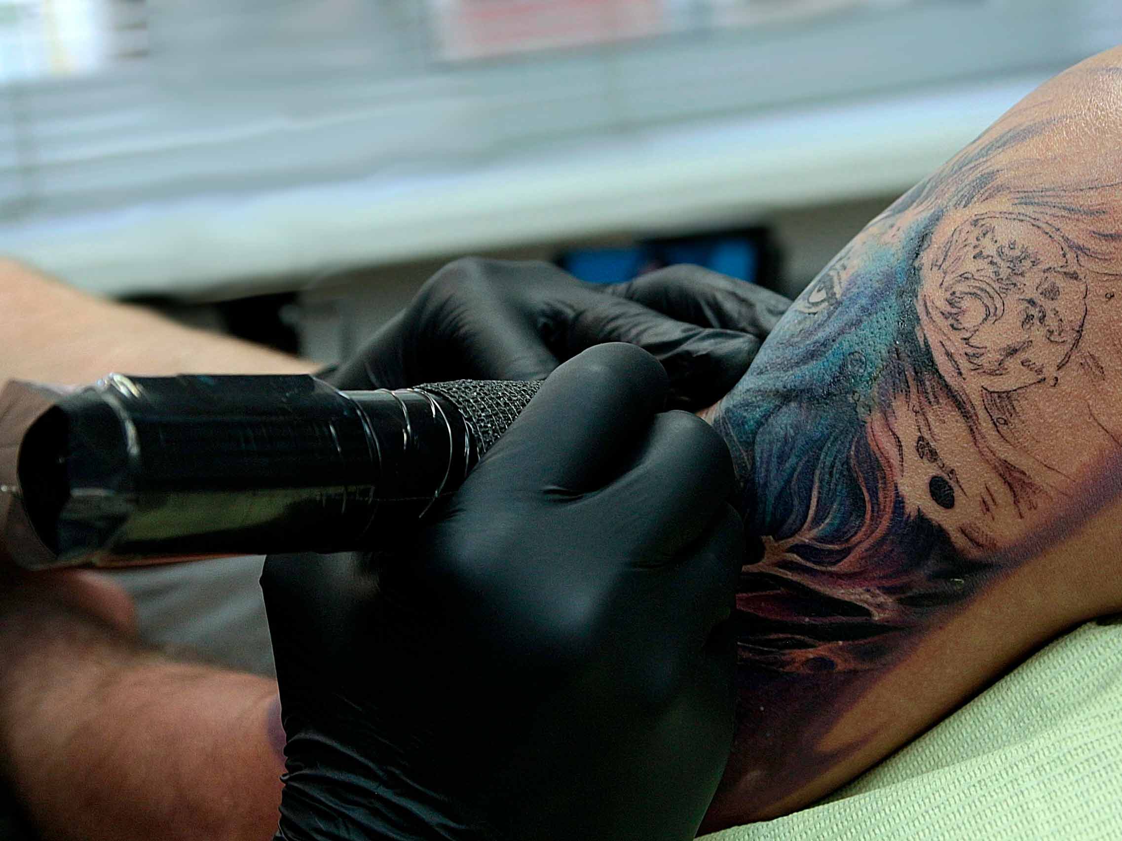 kak obesbolit tatu 1